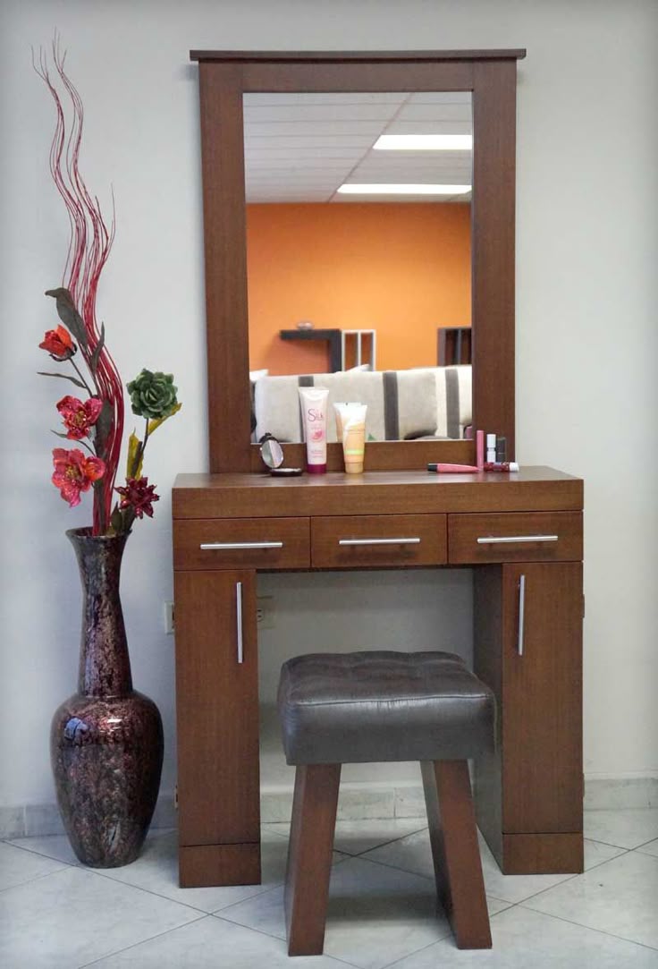 Dressing table 6